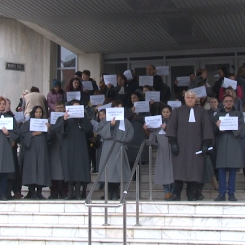 Protest la Judecătoria Târgu-Jiu