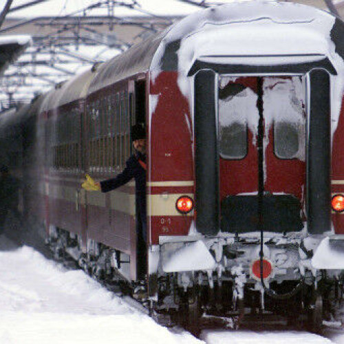 Ninsorile blochează circulația trenurilor pe Magistrala CF 502