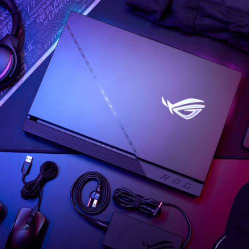 ROG Strix SCAR 17: Record de performanță în gaming