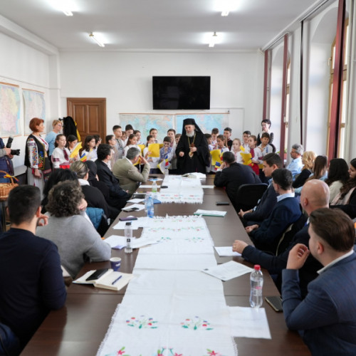 Simpozion dedicat Sfinților Trei Ierarhi la Universitatea "Dunărea de Jos"