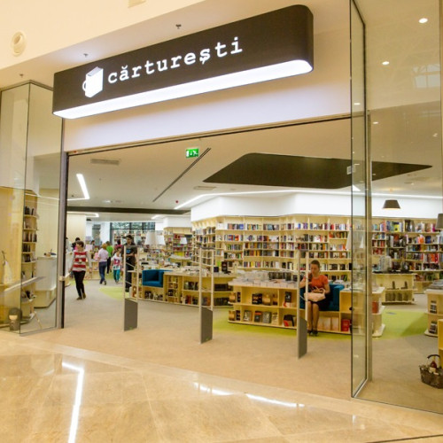 Reduceri speciale pentru studenți la "Carturesti"