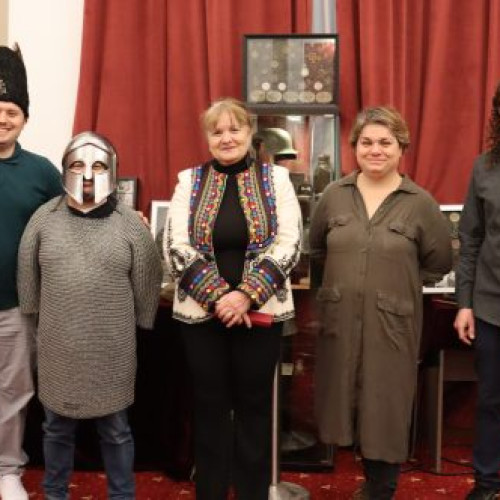 Expozitia "Crampeie de istorie romaneasca" dedicata Micii Uniri