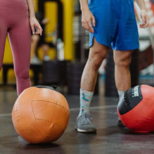 Diferențele de forță musculară între membre sunt frecvente