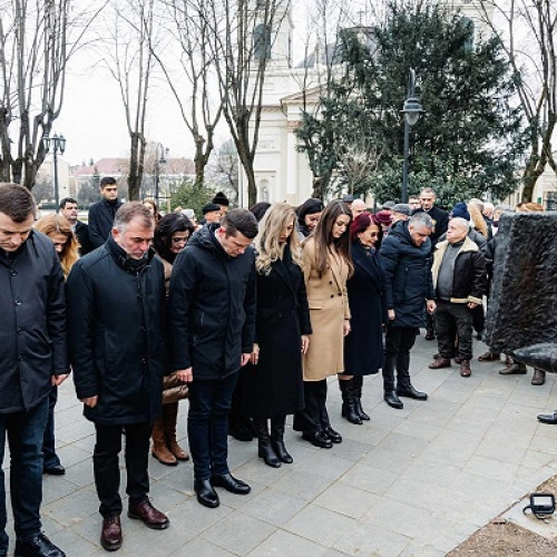 Membrii PSD Satu Mare omagiază Ziua Culturii Naționale și 175 de ani de la nașterea lui Mihai Eminescu