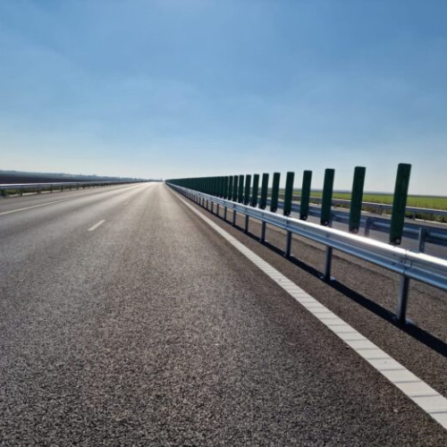 Zgomotul autostrăzii A7 îngrijorează locuitorii satului Petrești