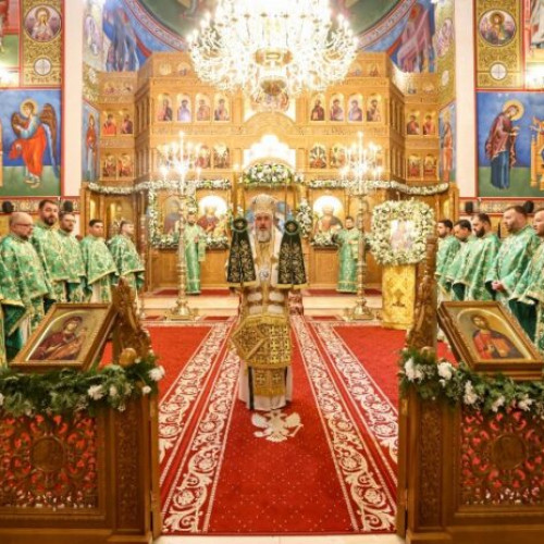 Hramul Catedralei Unirii din Focșani sărbătorit de Sfinții Cuvioase Parascheva