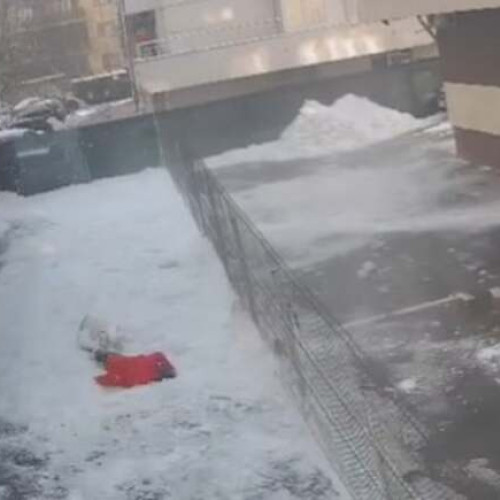 Incident tragic în Chiajna: Femeie decedată din cauza căderii unei bucăți de gheață