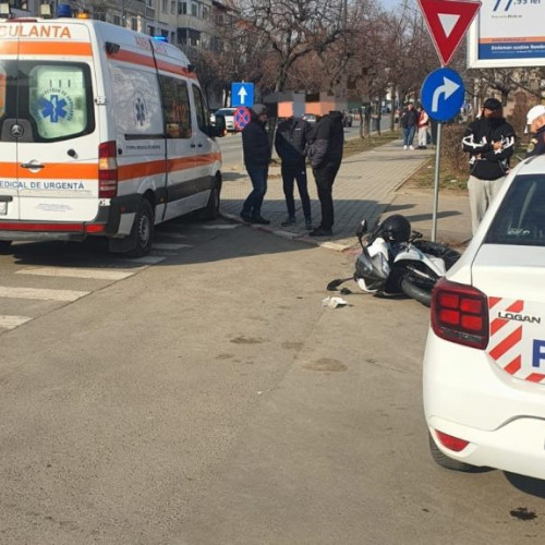 ULTIMA ORĂ Coliziune între o mașină și o motocicletă pe bulevardul Independenței din Focșani