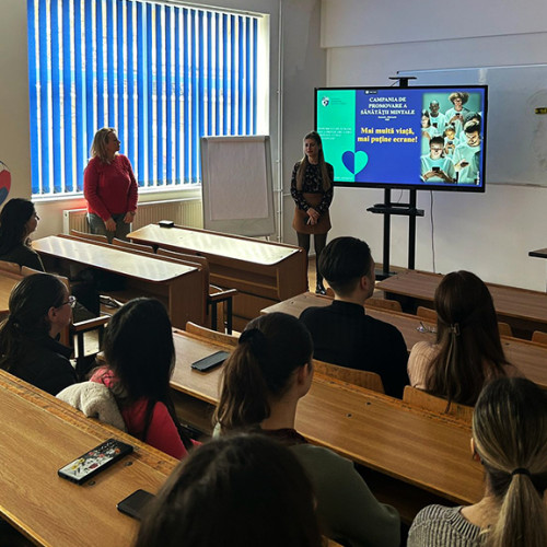 Cadre didactice și studenți din Reșița promovează sănătatea mintală