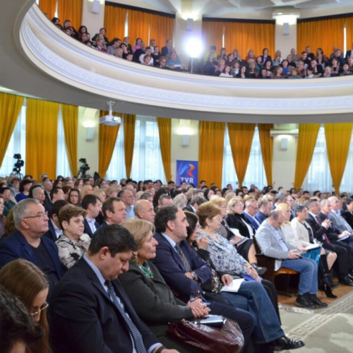 Propunerile profesorilor ieșeni pentru planurile-cadru ale liceului