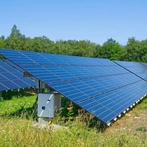 Record de contracte semnate pentru parcuri fotovoltaice în România