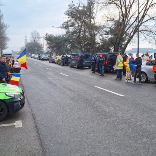 Protest la Râmnicu Vâlcea: Mașini spre Prefectură