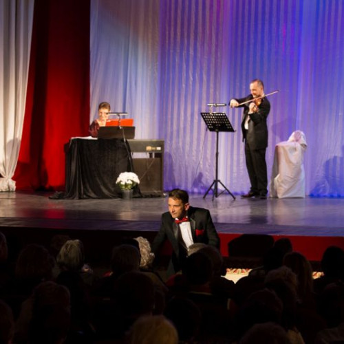 Concert special la Opera Brașov de Ziua Mamei