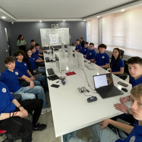 Liceul Teoretic "Alexandru Ioan Cuza" din Iași participă la un stagiu de formare în Turcia