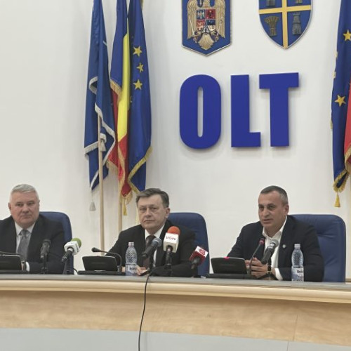 Crin Antonescu, întâlnire la Slatina cu primarii din Olt