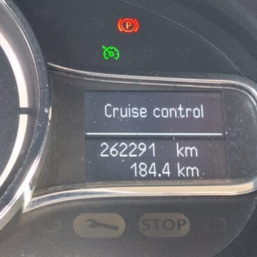 Fraudele odometrului afectează piața mașinilor second hand din România