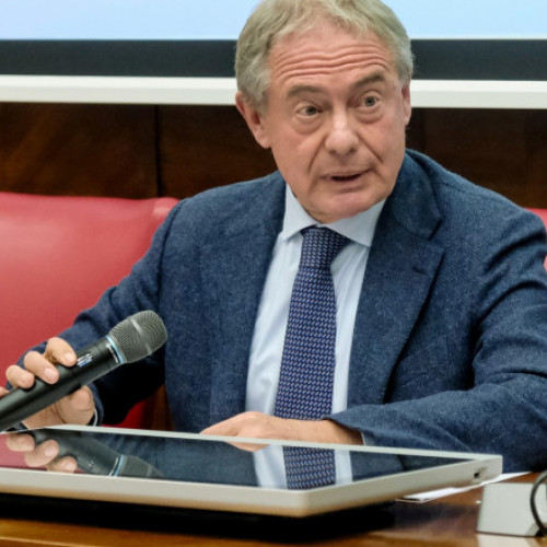 Italia lucrează la un plan industrial pentru conexiunile dintre sectoarele auto, apărare și aeronautică