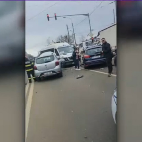 Trafic blocat pe centura Bucureștiului din cauza unui accident cu șase mașini