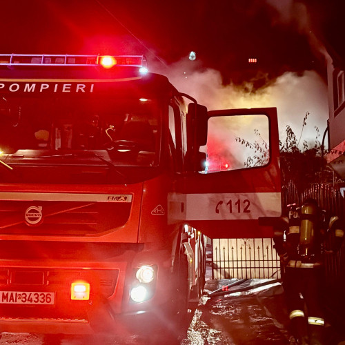 Incendiu devastator în Răușeni