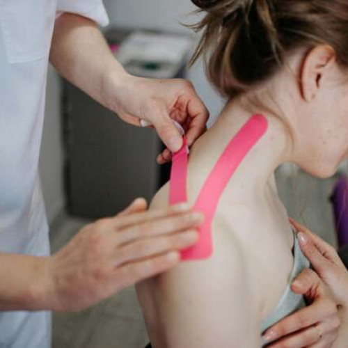 Fracturile de col humeral: cauze, simptome și tratamente