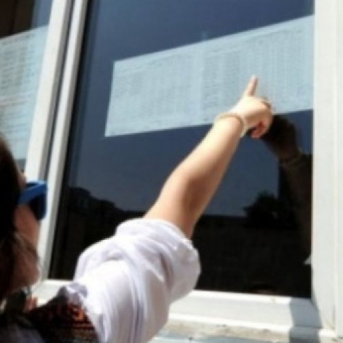 Simularea Evaluării Naționale pentru elevii de clasa a VIII-a a început