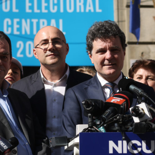 Nicușor Dan colaborează cu Daniel Ene în campania electorală