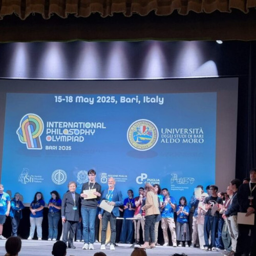 Elev din Iași obține Mentiune la Olimpiada Internațională de Filosofie