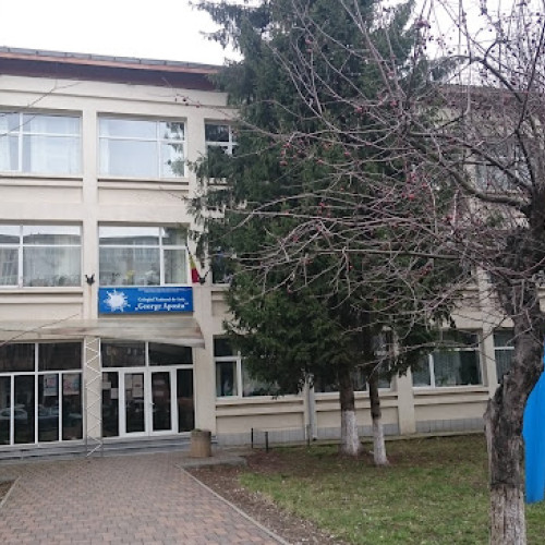 Profesor de la Colegiul „George Apostu” din Bacău, suspendat pentru campanie electorală în timpul orelor