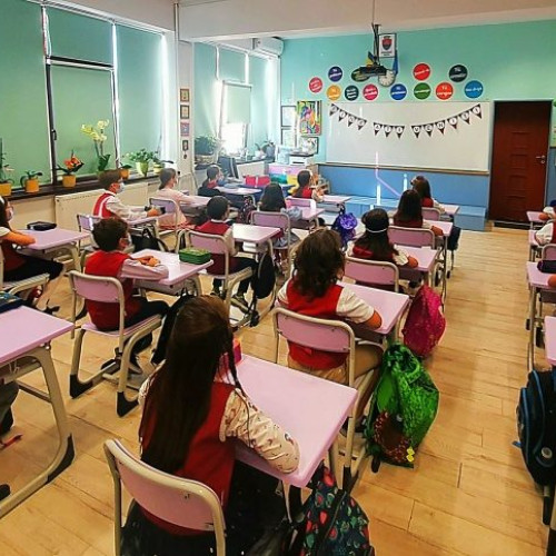 A început a doua etapă de înscriere în învățământul primar pentru anul școlar 2025-2026