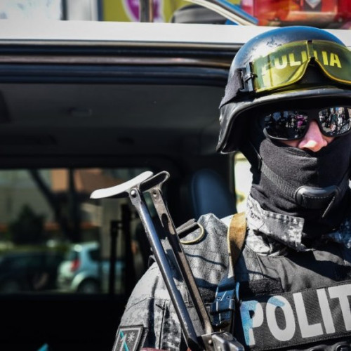 Tineri surprinși de polițiști pe Calea Călărașilor