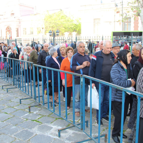 Mii de credincioși au participat la sărbătoarea Izvorului Tamăduirii în Braila