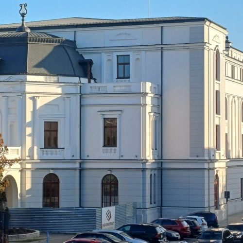 Teatrul &quot;Mihai Eminescu&quot; Botoșani prezintă spectacolele &quot;Bani din cer&quot; și &quot;Watch Dogs&quot;