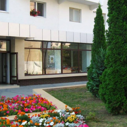 Expozitia „Arta camasii cu altita - cos pentru o cauza”, la Muzeul Judetean Botosani