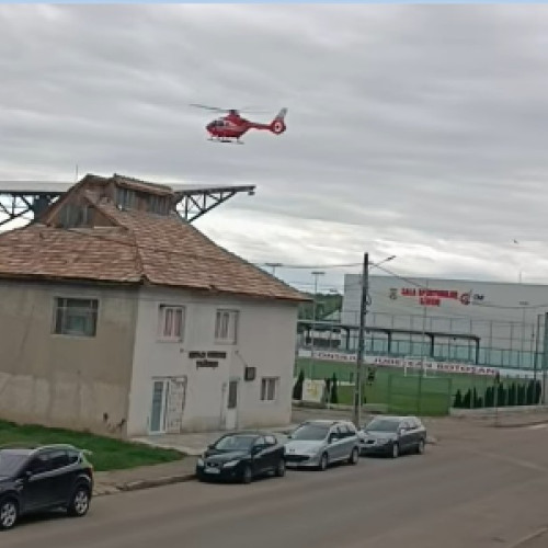 Elicopterul SMURD a preluat un pacient în stare gravă în județul Botoșani