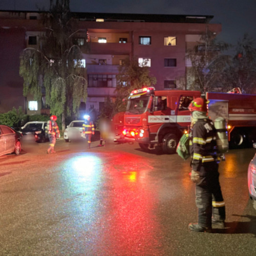 Incendiu într-un bloc din Botoșani, fără victime