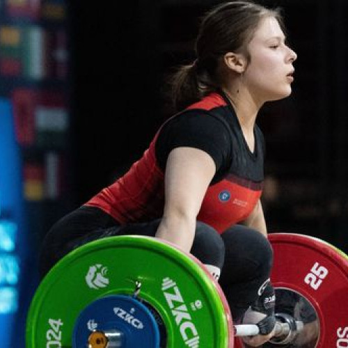 Andreea Cotruta, medaliată cu aur și argint la Campionatele Europene de haltere