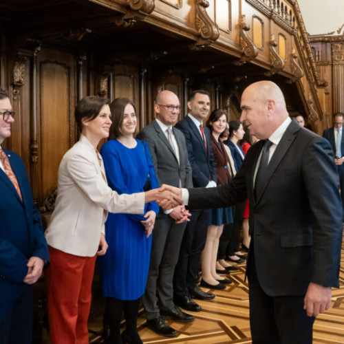 Ilie Bolojan înmânează distincții unor fundații germane pentru contribuția lor în România