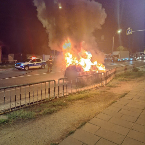 Incendiu pe strada Republicii din Strehaia