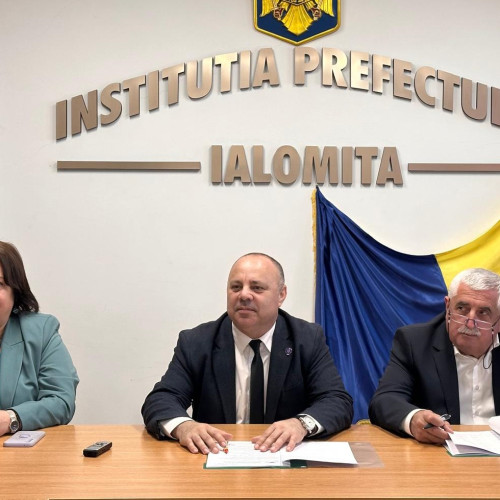 Constantin Marin prezidează ședința Colegiului Prefectural Ialomița