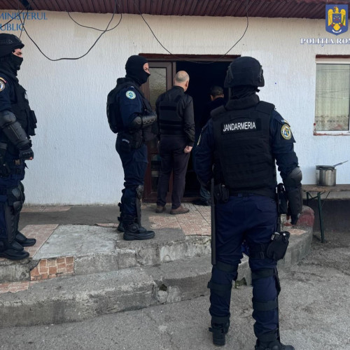 Percheziții în Ialomița pentru nerespectarea regimului armelor