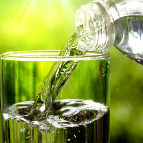 Consumul excesiv de apă poate afecta sănătatea