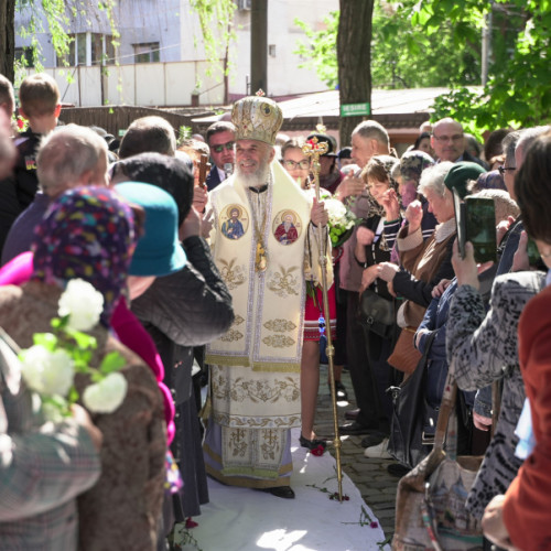 Arhiepiscopul Casian a sărbătorit hramul Sfintei Atanasie Patelarie la Galați
