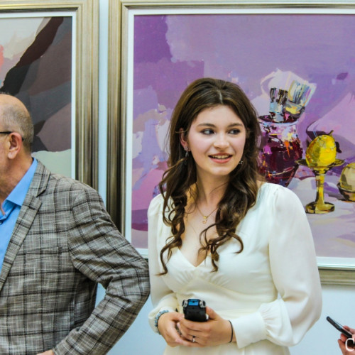 Expoziții în diverse muzee din Galați