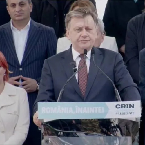 Candidatul la Președinție, Crin Antonescu, cere unitate națională