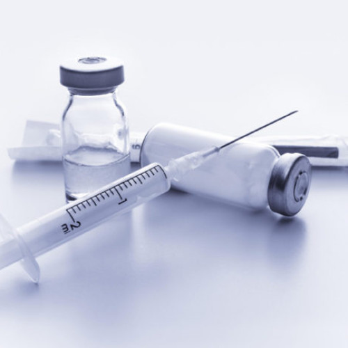 Extinderea vaccinării gratuite împotriva HPV pentru tineri a fost votată