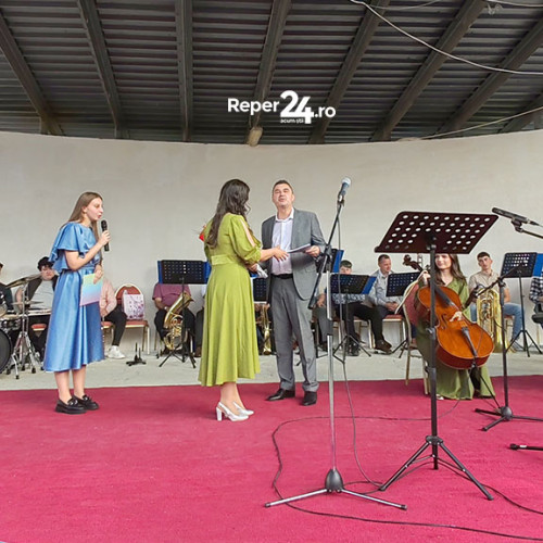 Concert Pascal &quot;Lumina din Lumina&quot; în Parcul &quot;Pescarus&quot; din Bocsa