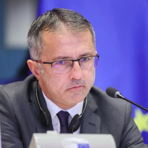 Eurodeputatul Dragoș Benea își exprimă opinia despre noul Guvern