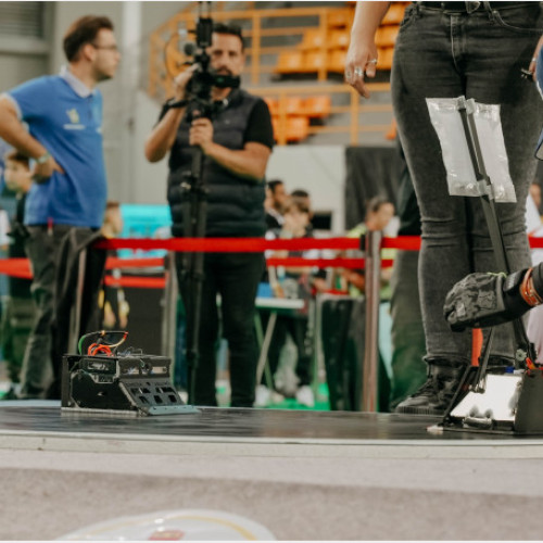 Clubul de robotică RoboManiacs, rezultate de excepție la competiții internaționale