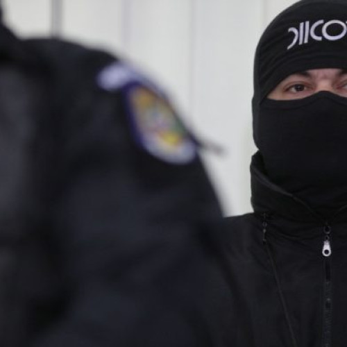Operațiune a mascaților în Focșani și Galați: descinderi la interlopi