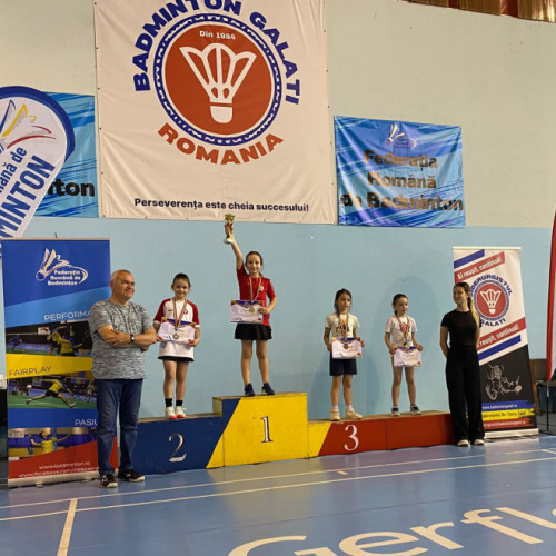 Sportivi din Galați se remarcă la finalele Cupei României la badminton